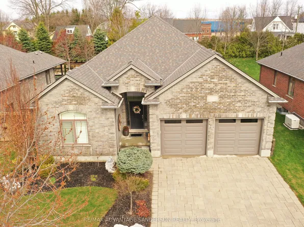 23 Mayapple Cres, Middlesex Centre, ON N0M 2A0