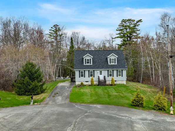 53 Cardinal Way, Bangor, ME 04401