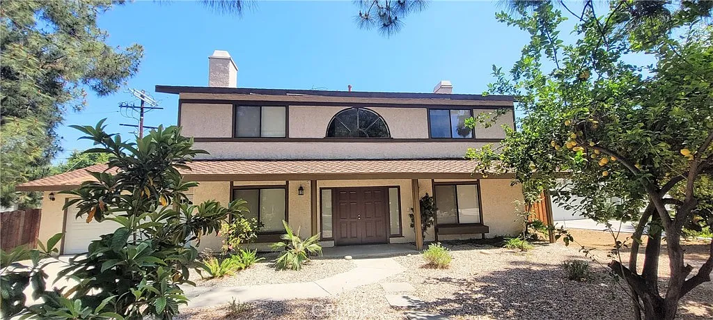 4 bed, 2654 sqft, $6,050 — Photo 2