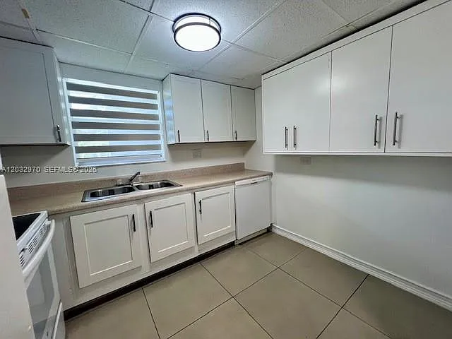 9359 N Fontainebleau Blvd #F109 — Photo 6