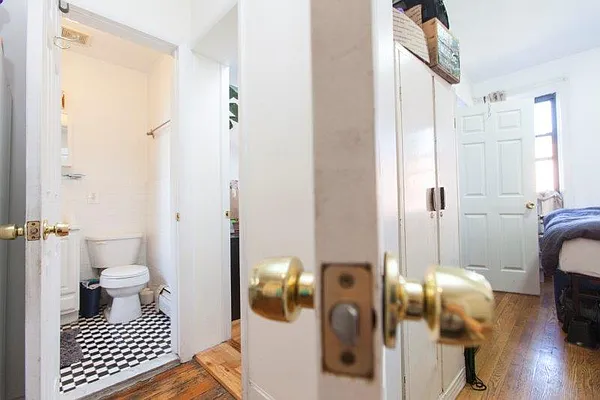 Rented by Nooklyn NYC LLC | media 62