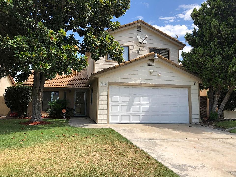 2nd image of 2829 Penny Ln