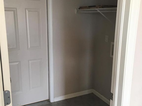 Laundry room with hookups