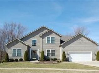 1052 Jonathan Ave, Akron, OH 44333