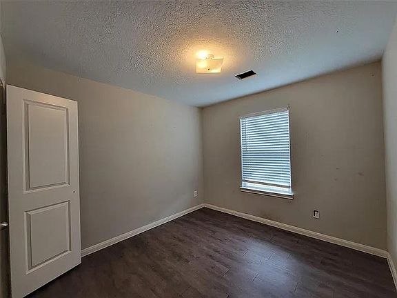 3rd image of 774 County Road 5101