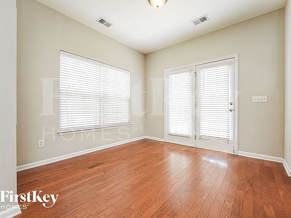 5th image of 2901 Maybry Dr