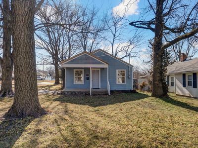 800 W Della Street, Springfield, MO, 65803