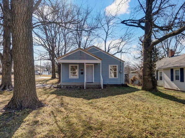 800 W Della Street, Springfield, MO 65803