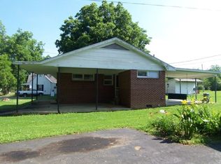 40 N Cherry St, Alamo, TN 38001