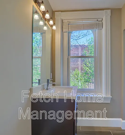 28 E Vine St #2 — Photo 10