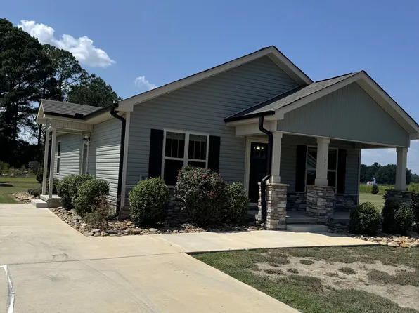 131 Rains Crossroads Rd, Selma, NC 27576
