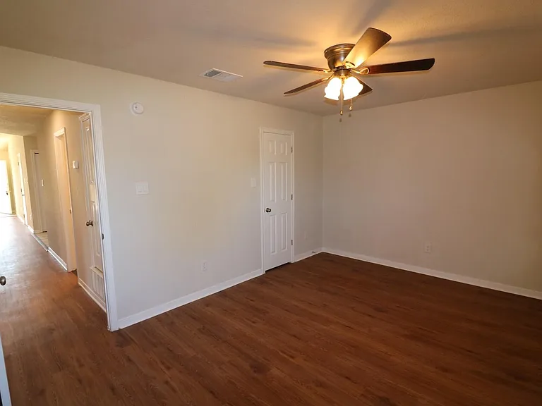 2809 Edgefield St #B — Photo 6
