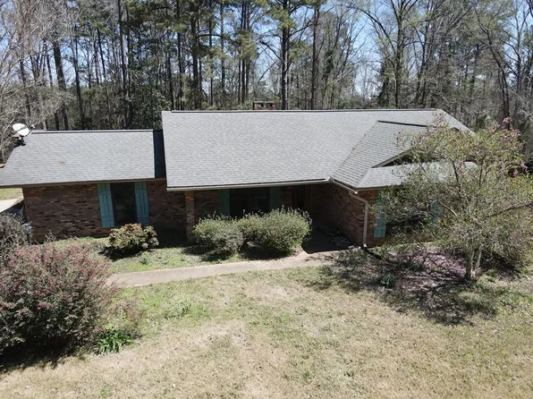 240 Applewhite Rd NE, Mc Call Creek, MS 39647