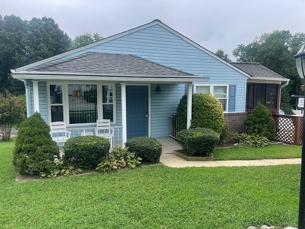 4 bed, 2688 sqft, $2,850 — Photo 1