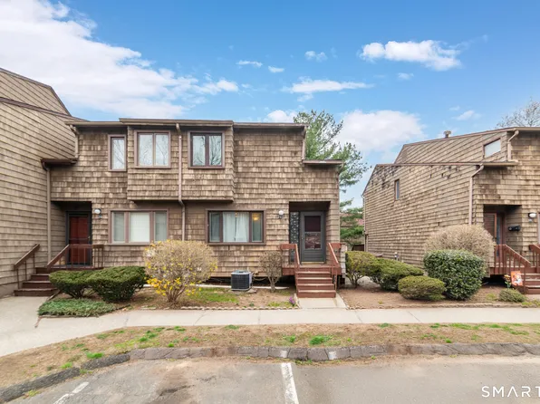 21 Towne House Road #21, Hamden, CT 06514