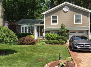 90 Pembrook Dr, Kenilworth, NJ 07033