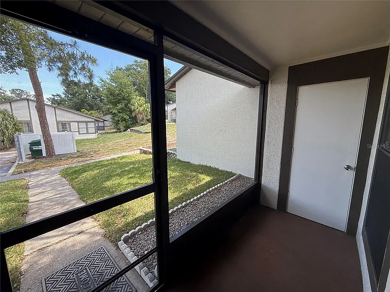 2130 Bancroft Pl #B — Photo 30