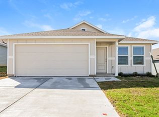 10713 Revolver Ln, Fort Worth, TX 76108