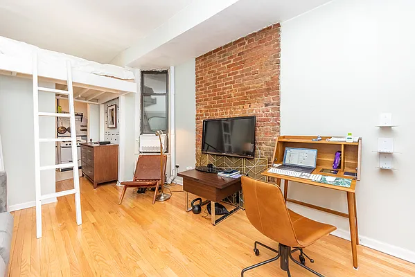 Rented by Modern Spaces | media 1