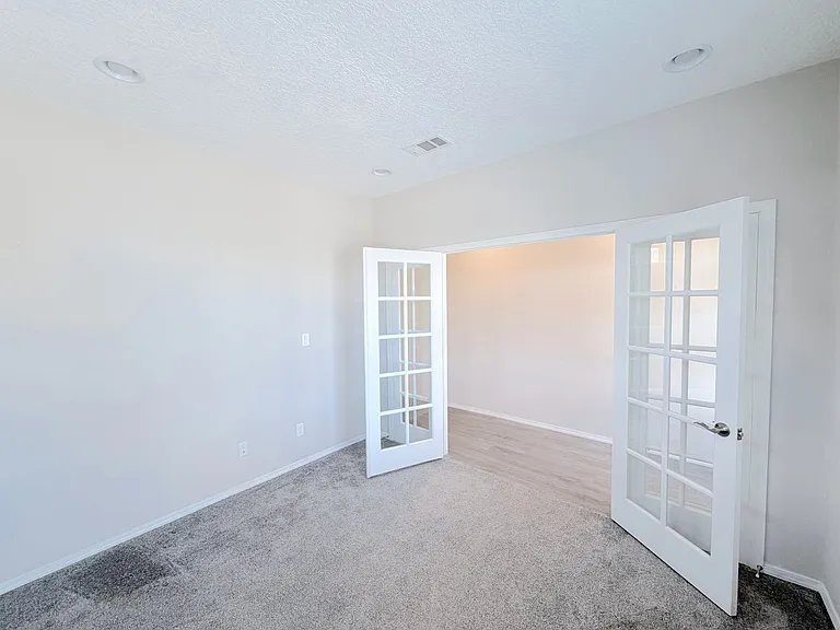 1172 Vallecito Loop NW — Photo 5