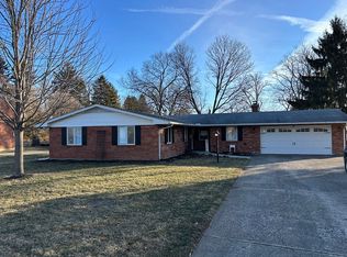 522 Snowglen Dr, Englewood, OH 45322