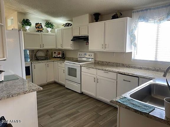 3rd image of 303 E South Mountain Avenue LOT# 6