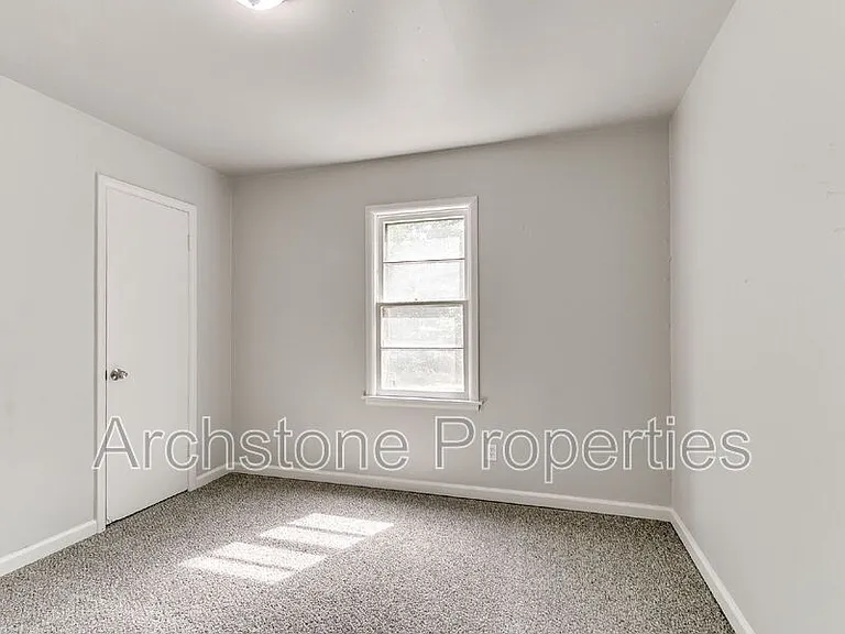 2312 Mustang St — Photo 37