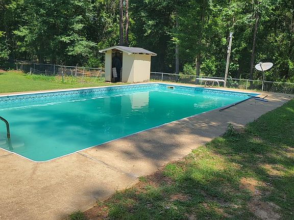 4th image of 166 Aryola Dr