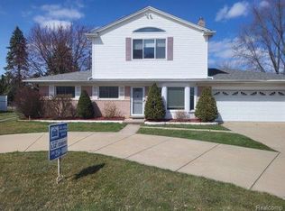 5601 Elmgrove Ave, Warren, MI 48092