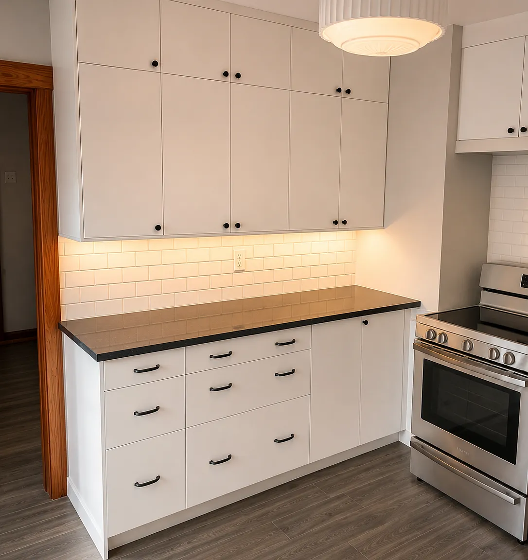 3 bed, 1300 sqft, $3,900 — Photo 3