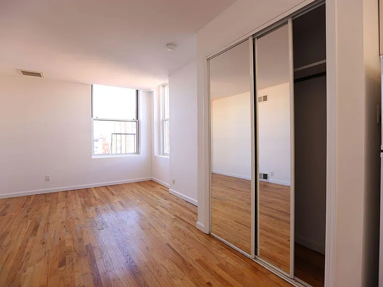 253 3rd St #2B — Photo 21