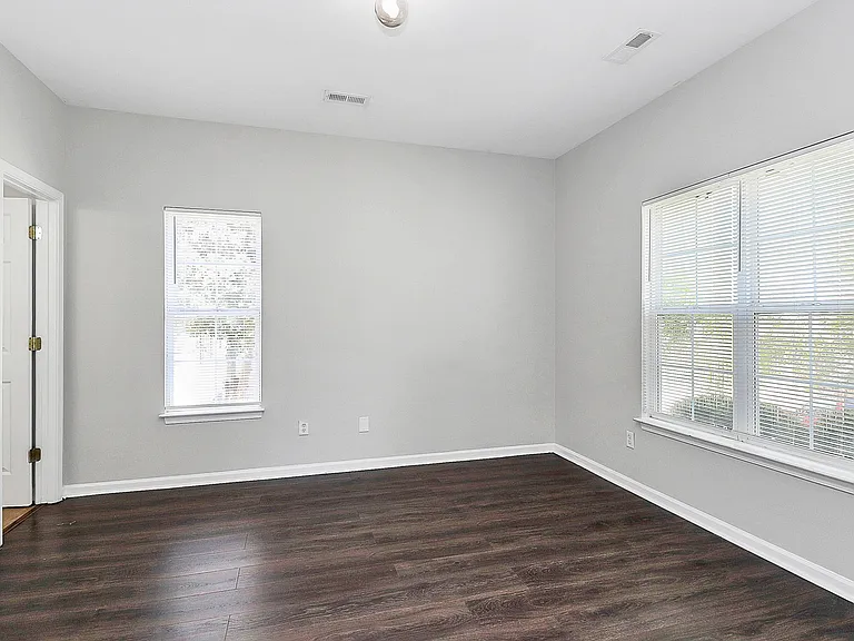 3731 Bullard St — Photo 17