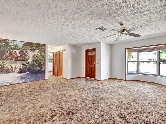 5th image of 2186 SE Floresta Drive