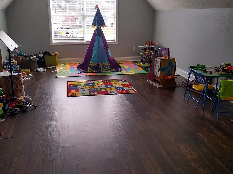 Rec/Entertainment Room (Upstairs)