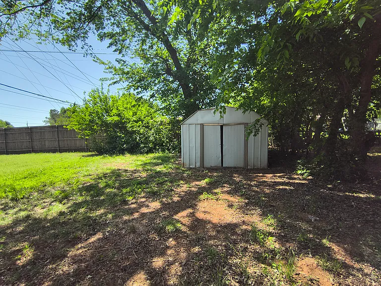 140 Ridgecrest Rd — Photo 25