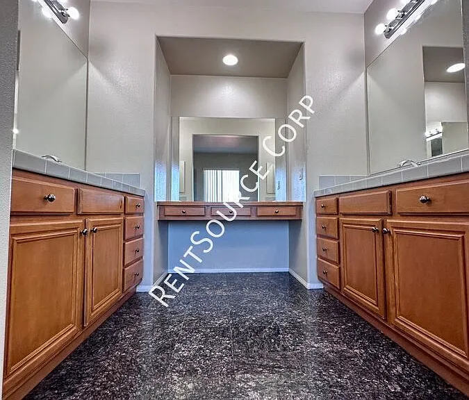 28479 Falcon Crest Dr — Photo 24
