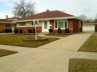 2544 Kensington Ave, Westchester, IL