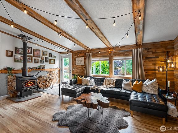 5th image of 2526 Birch Bay Lynden Road