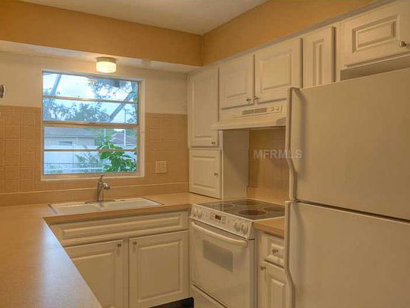 5th image of 7104 Cumberland Pl