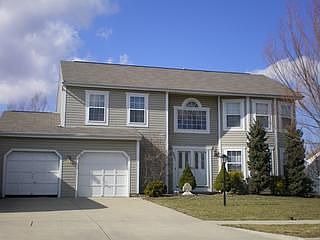 1st image of 3861 Carlotta St