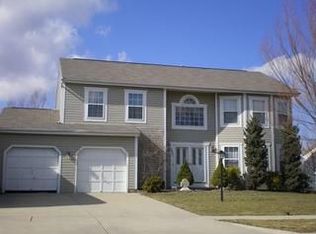 3861 Carlotta St, Grove City, OH 43123