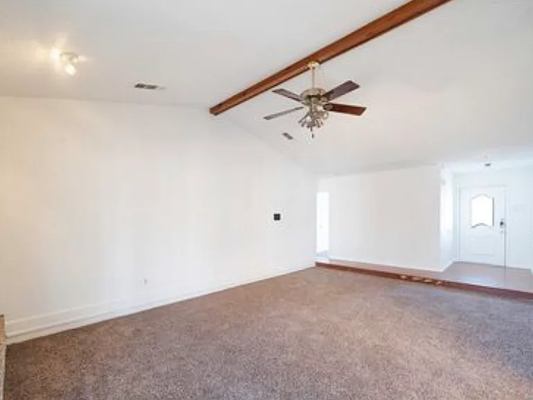 1611 Big Bend Dr — Photo 15