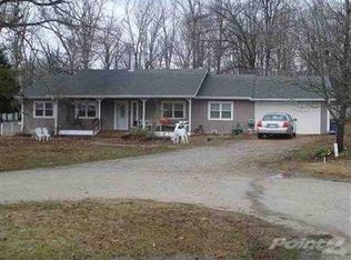 2813 E Old Oaks Rd, Poplar Bluff, MO 63901