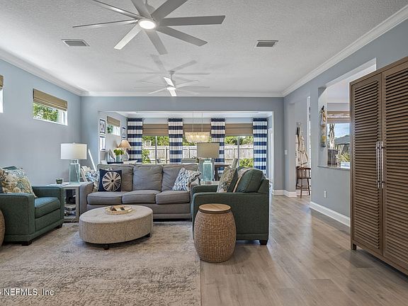 2nd image of 2566 MERRILL Boulevard