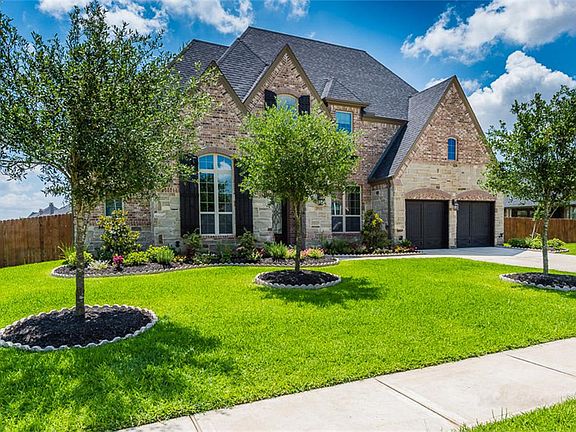 3rd image of 2515 Sparrow Crest Dr