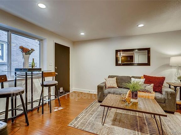 3rd image of 1349 N Race St APT 6