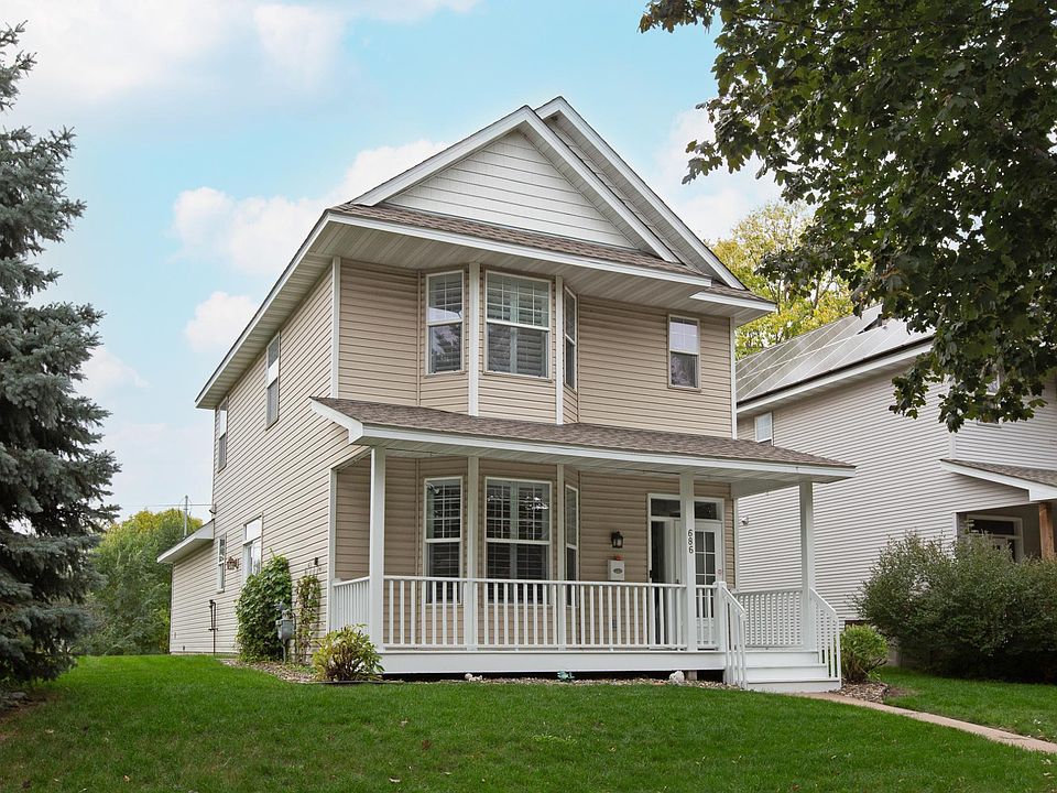 1st image of 686 Armstrong Ave