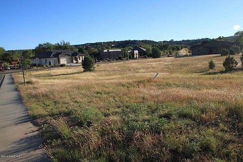 2nd image of 3818 Fallen Oak Dr