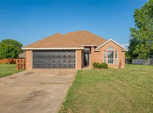 796 Dove Trl, Springtown, TX 76082