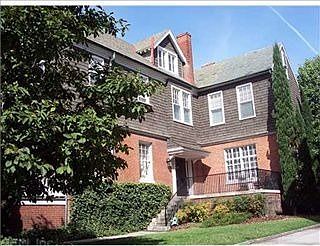 4th image of 534 Pembroke Ave